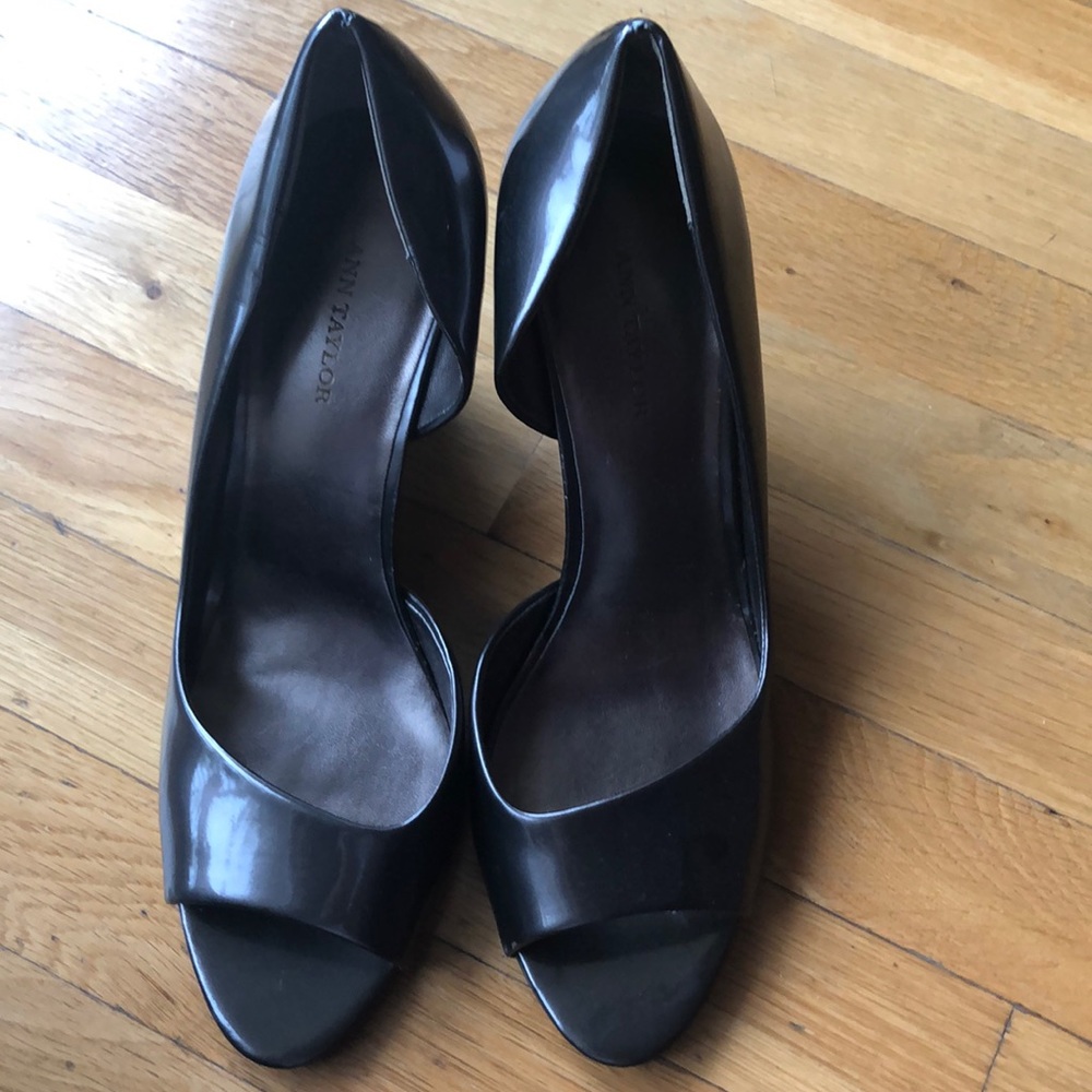 Dark Brown Ann Taylor platform open toe shoes